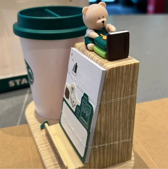 LAST ONE Starbucks 2023 Bearista Penholder /Phone holder - Picture 2 of 5